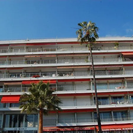 Menton: 3p Avec Terrasse, Parking, Proche Plages Et Centre - Fr-1-196-230 Appartement Menton
